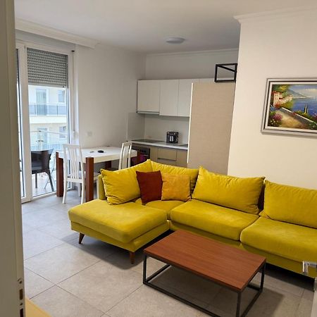 Shengjin Apartaments Buitenkant foto