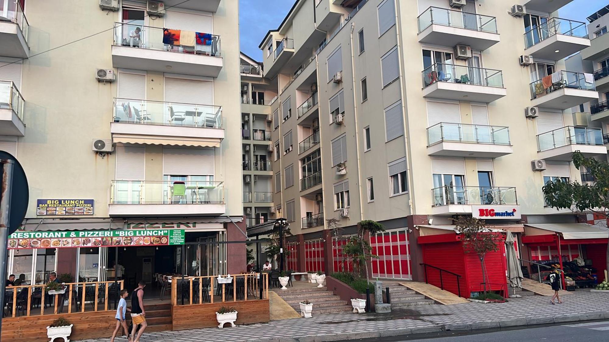 Shengjin Apartaments Buitenkant foto