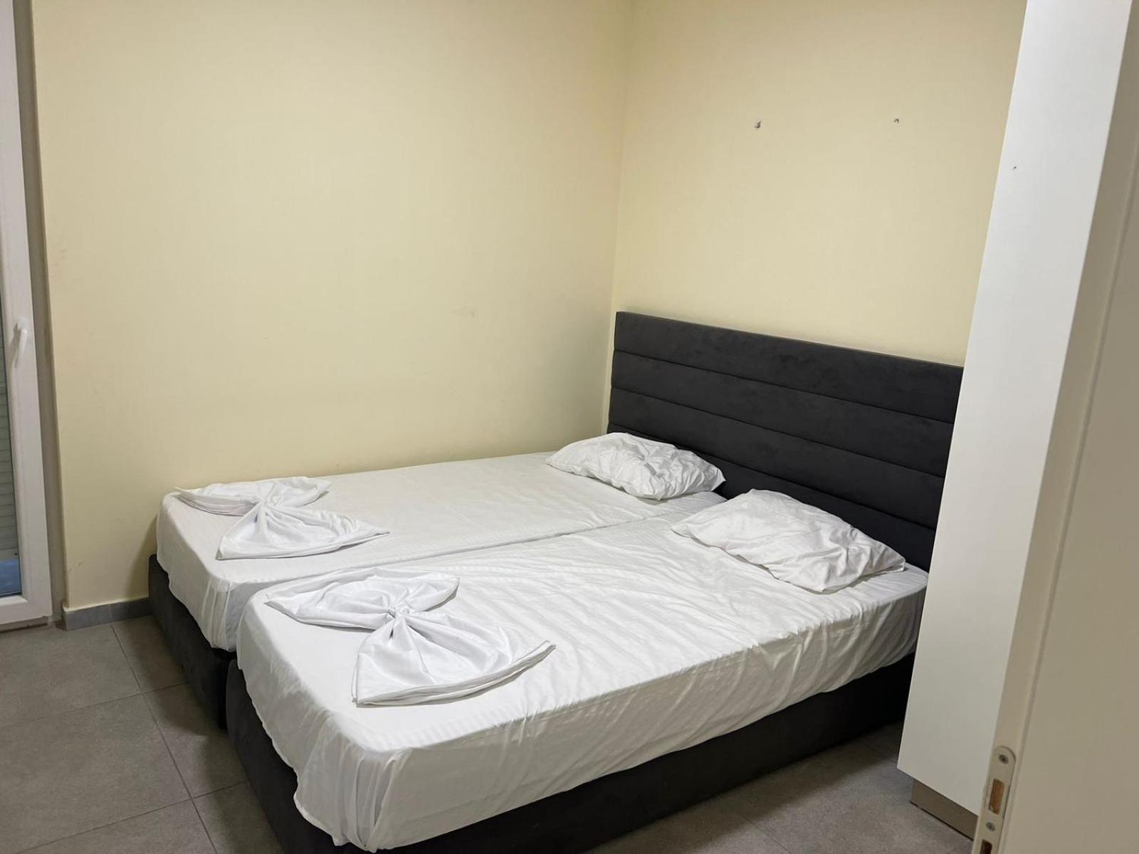 Shengjin Apartaments Buitenkant foto