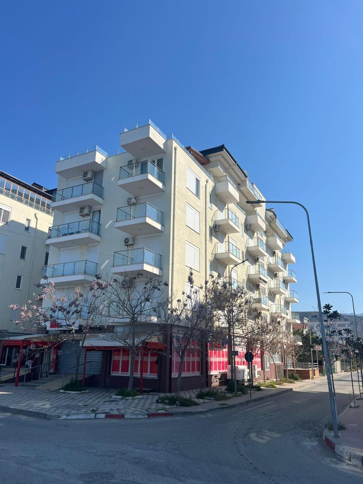 Shengjin Apartaments Buitenkant foto