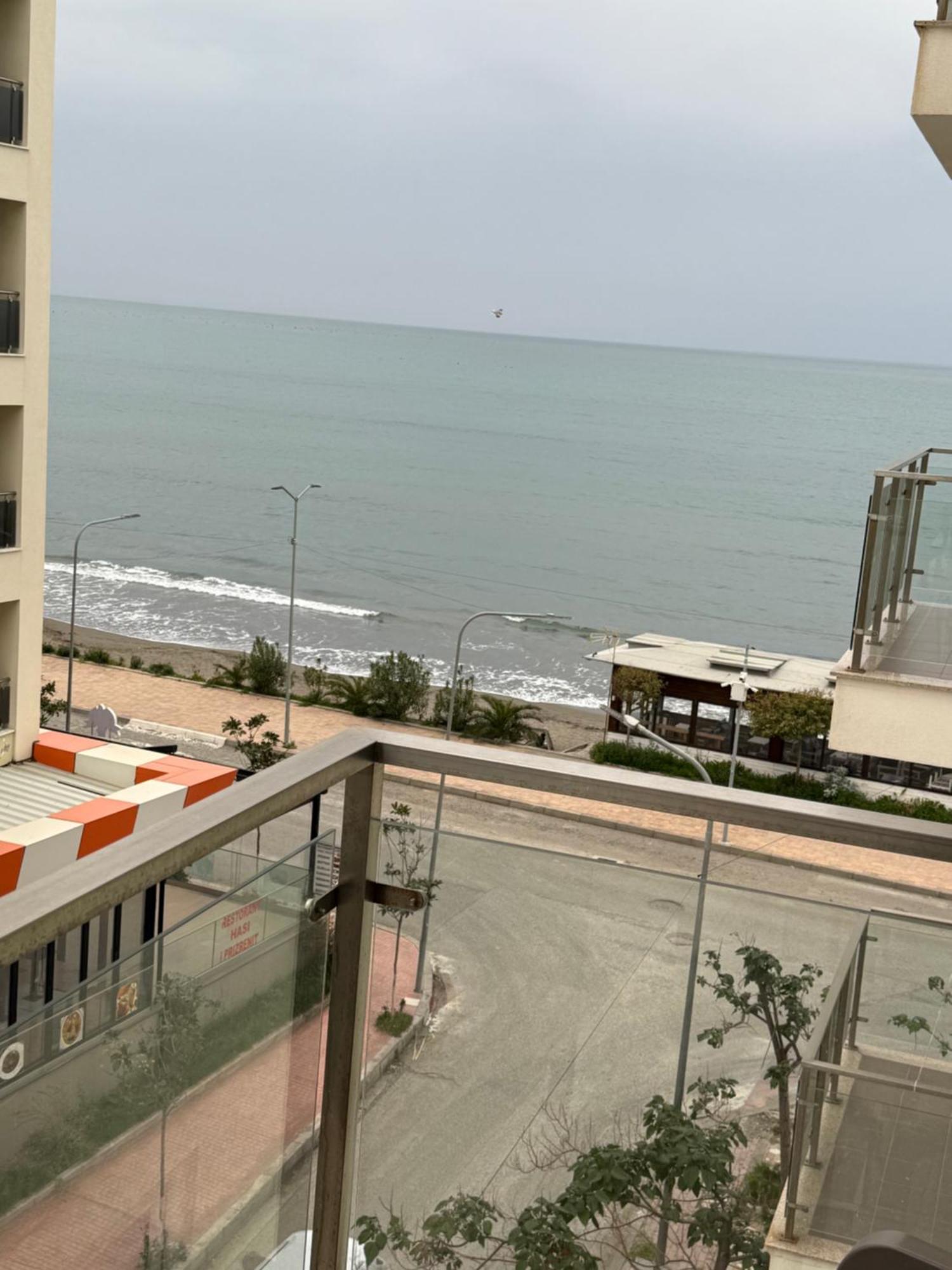 Shengjin Apartaments Buitenkant foto