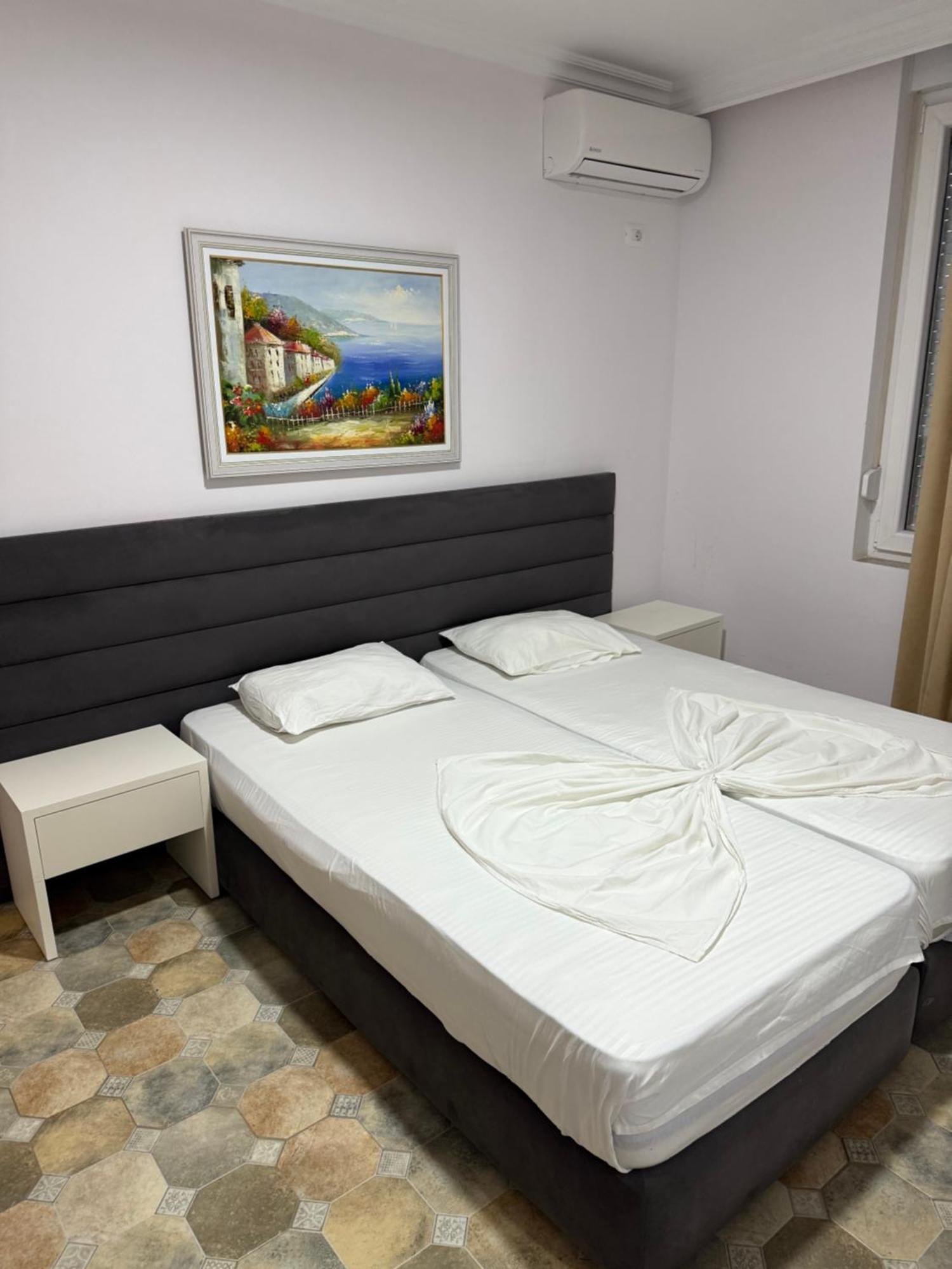 Shengjin Apartaments Buitenkant foto